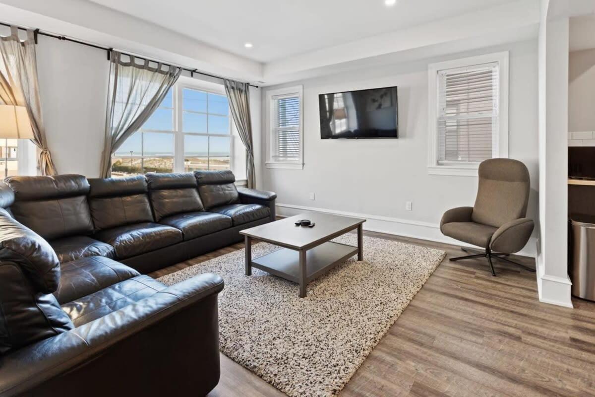 Modern 4Br 2Ba Apt Steps To The Beach Open Living Ατλάντικ Σίτι Εξωτερικό φωτογραφία